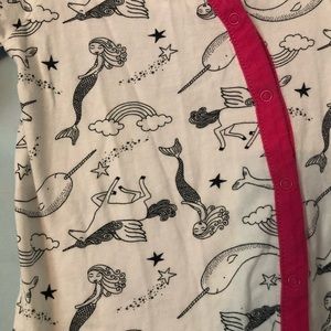 5/$25🤗Newborn Unicorn PJ